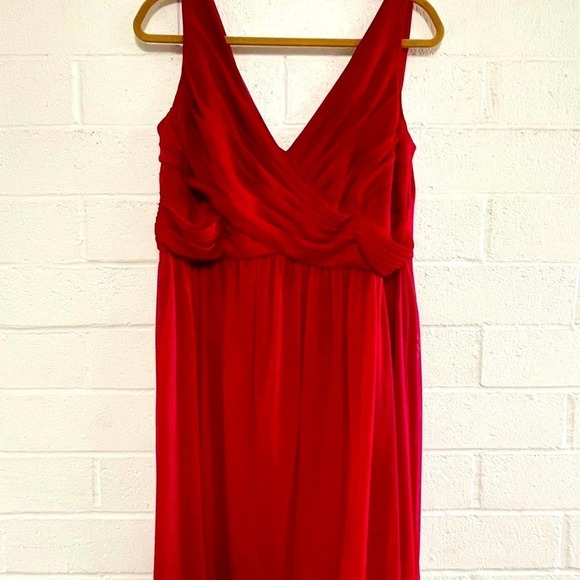 David’s Bridal Women’s Red Short Tank Mesh w/Cowl Neck Bridesmaid Dress - Picture 1 of 4